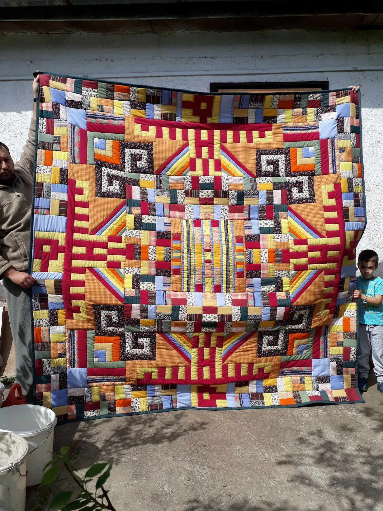 Színes patchwork takaró - kézzel készített textilalkotás